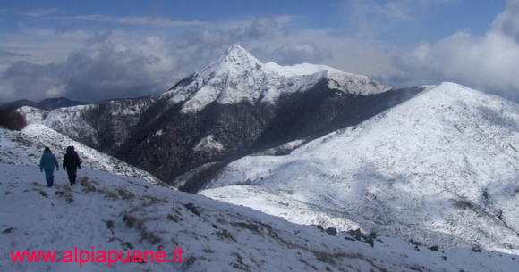 Monte Piglione, veduta dalla cresta del monte Matanna