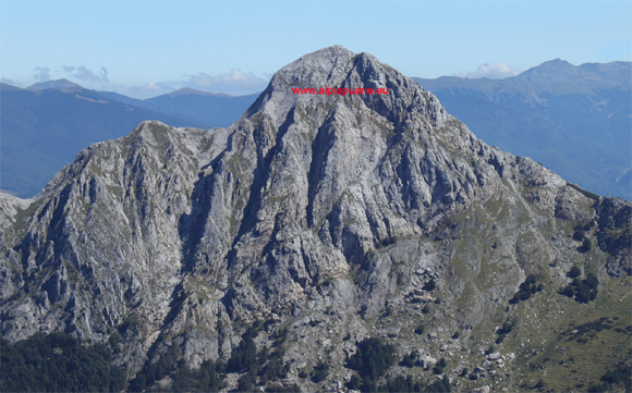 Pizzo d'Uccello, veduta dal monte Sagro