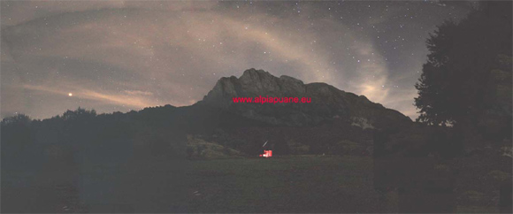 La Roccandagia da Campocatino con le stelle La Roccandagia da Campocatino con le stelle