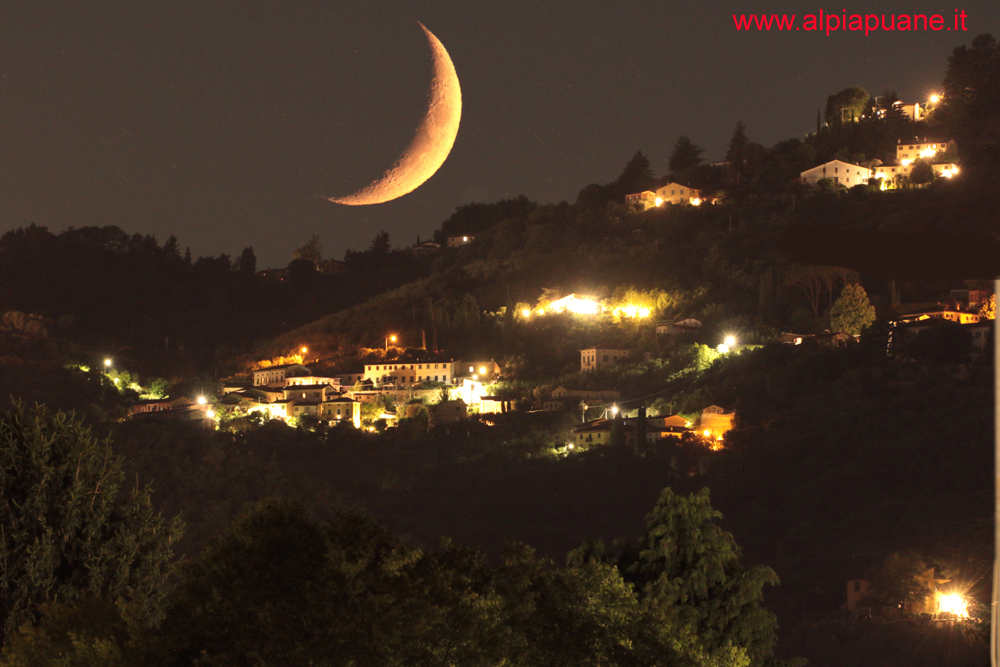 La Luna al tramonto a Aquilea 18 giugno 2026