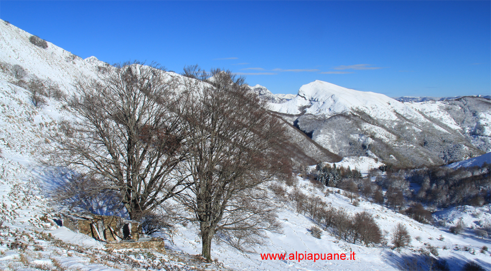 Monte Croce dalla cresta est-sud.est del monte Matanna