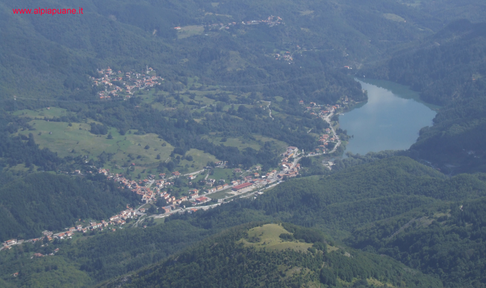Lago di Gramolazzo dal monte Pisanino