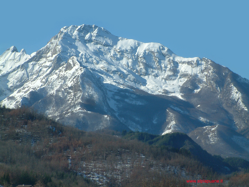 Veduta monte Pisanino da Piazza al Serchio