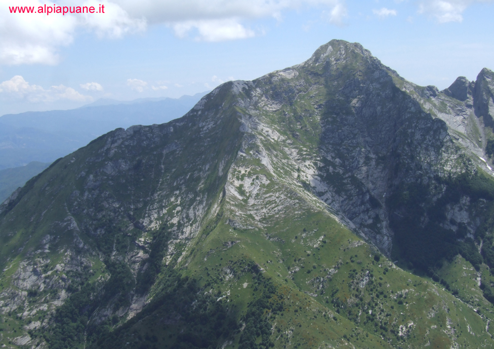 Monte Pisanino dal Pizzo d'Uccello