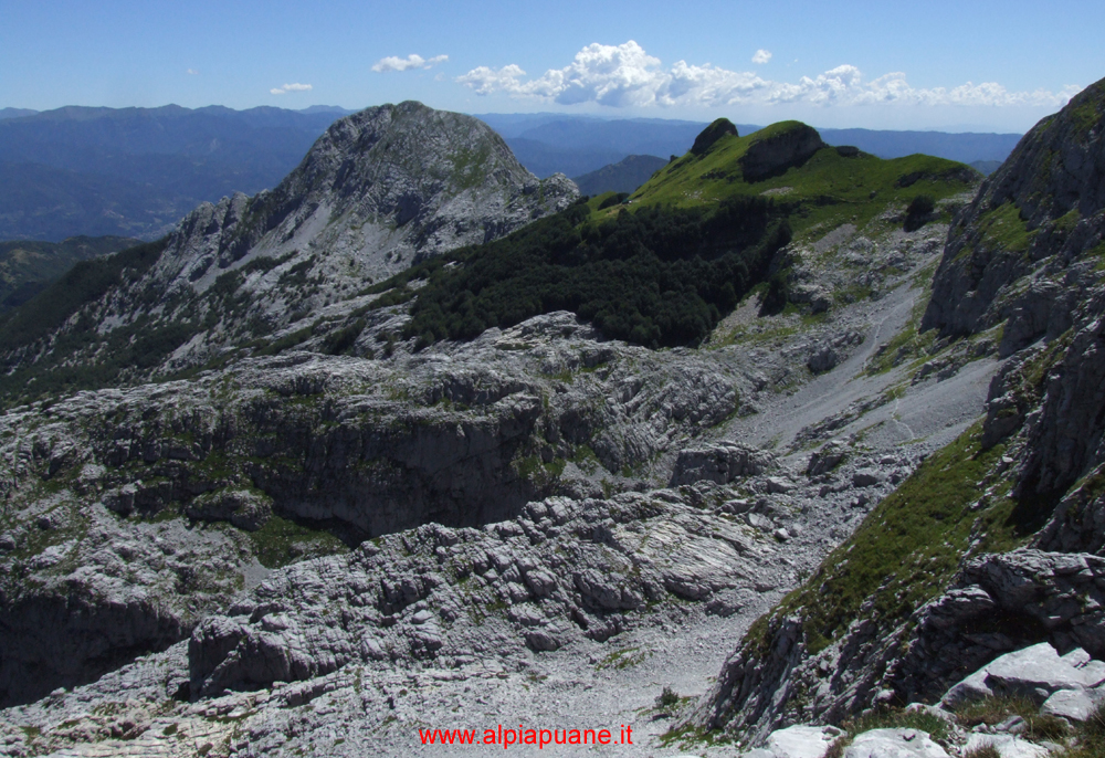 Pania Secca, Naso dell'Omo Morto, rifugio Rossi e la Carcaraia