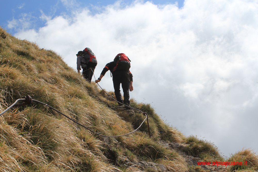 Salita alla Penna del Sumbra da Ovest, lungo la ferrata Malfatti