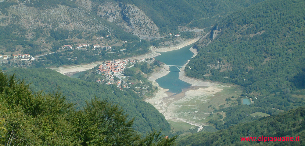 Lago di Vagli, dal monte Sumbra