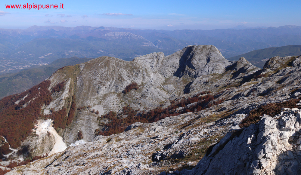 Roccandagia dal monte Tambura